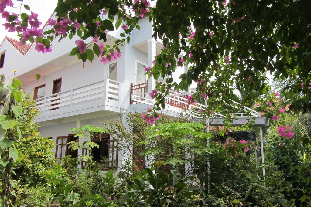 Charming Homestay Hoi An Exteriör bild