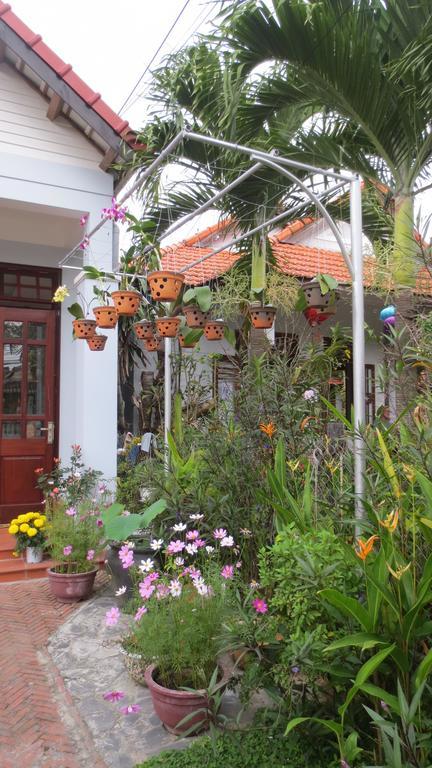 Charming Homestay Hoi An Exteriör bild