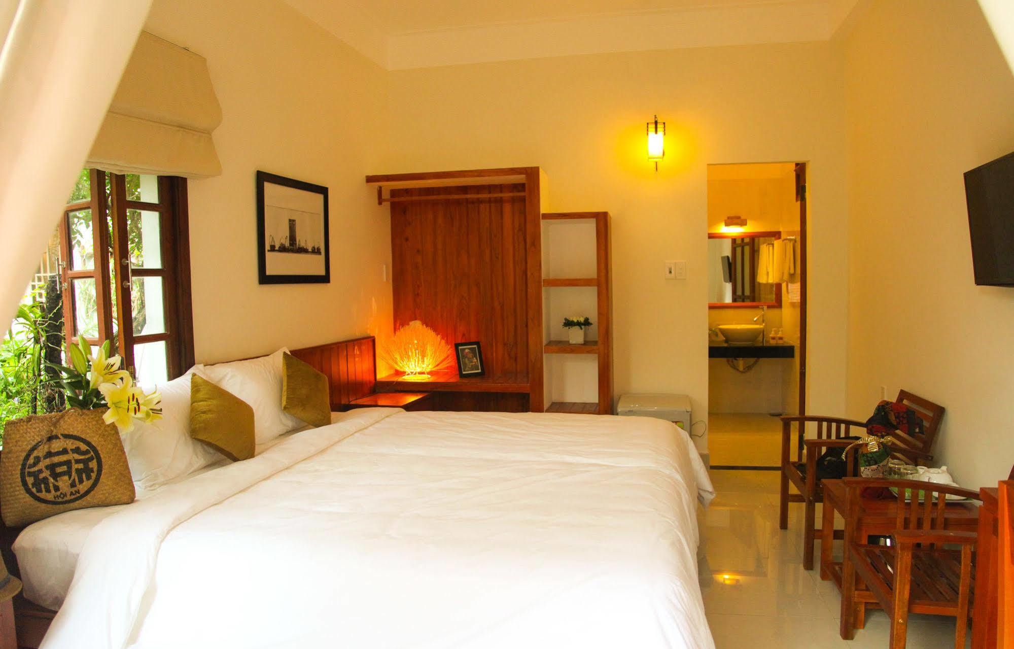 Charming Homestay Hoi An Exteriör bild